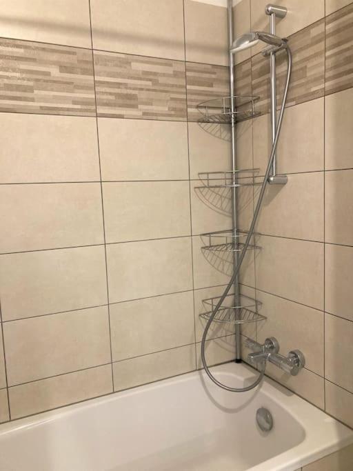 Appartement 87 M2 - 3 Chambres - 6 Personnes - Proche Paris - Parking Gratuit Asnières Exteriér fotografie